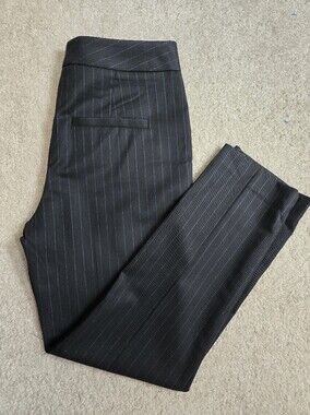 Judith & Charles Virgin Wool Black With Blue Pinstripe Crop Dress Pants. Size 2